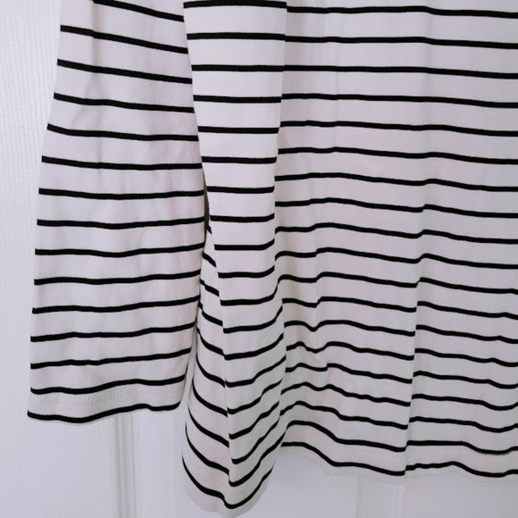 Croft & Barrow L/S striped holiday tee with wreath design Size 1X - Picture 3 of 5